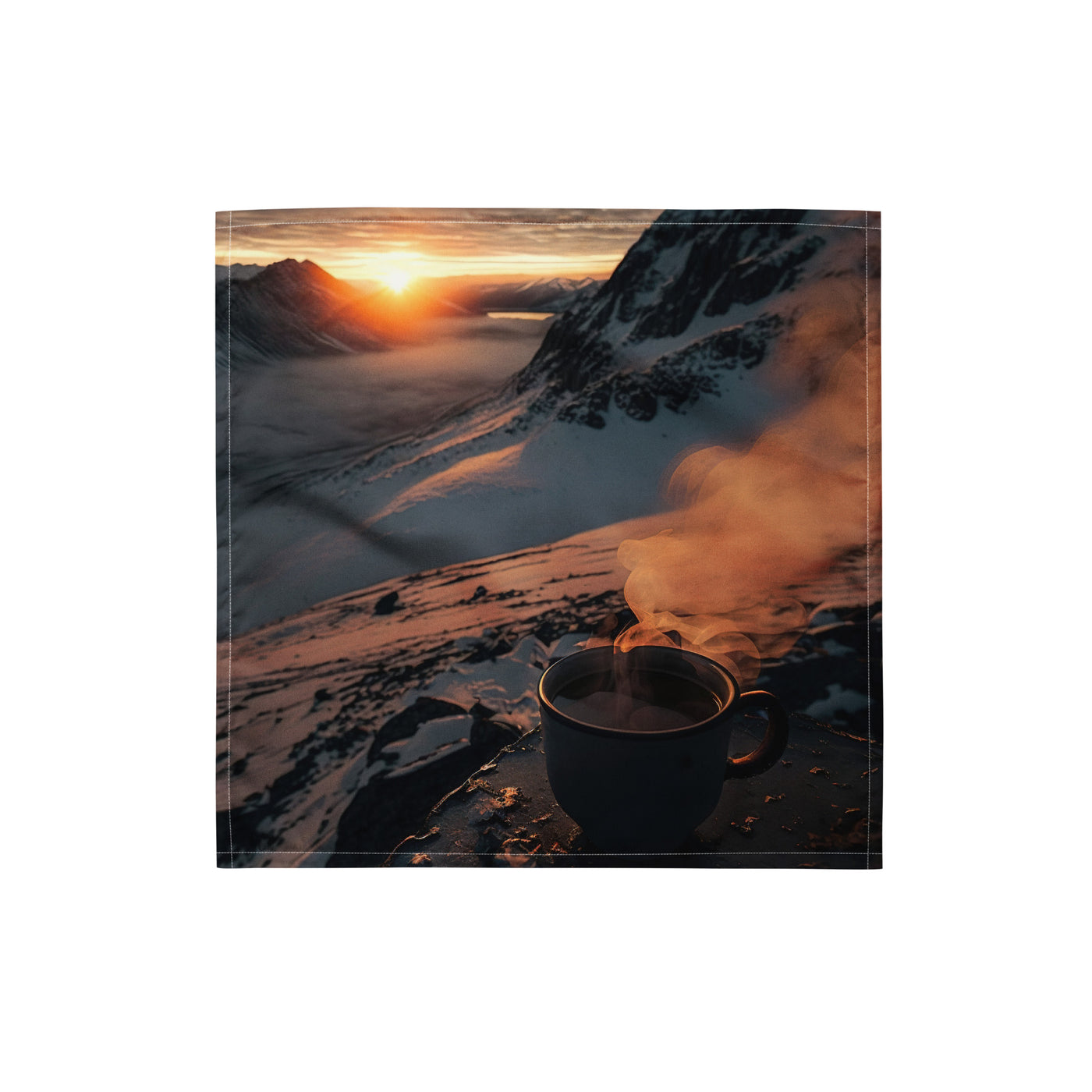 Heißer Kaffee auf einem schneebedeckten Berg - Bandana (All-Over Print) berge xxx S