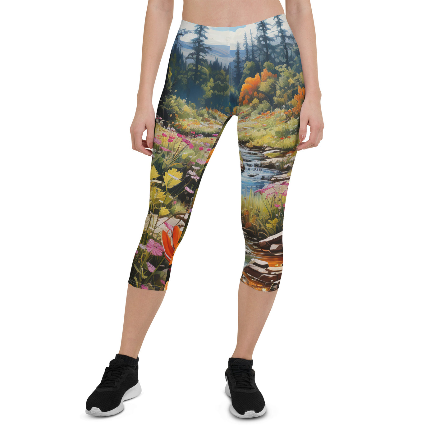 Berge, schöne Blumen und Bach im Wald - Capri Leggings (All-Over Print) berge xxx