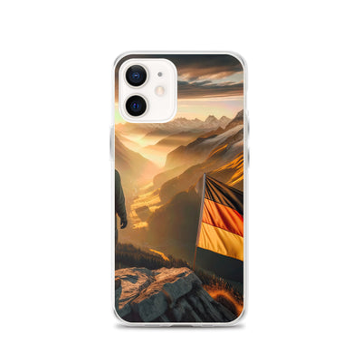 Foto der Alpen bei Sonnenuntergang mit deutscher Flagge und Wanderer, goldenes Licht auf Schneegipfeln - iPhone Schutzhülle (durchsichtig) berge xxx yyy zzz iPhone 12