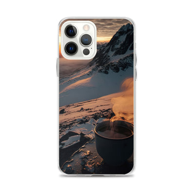 Heißer Kaffee auf einem schneebedeckten Berg - iPhone Schutzhülle (durchsichtig) berge xxx iPhone 12 Pro Max