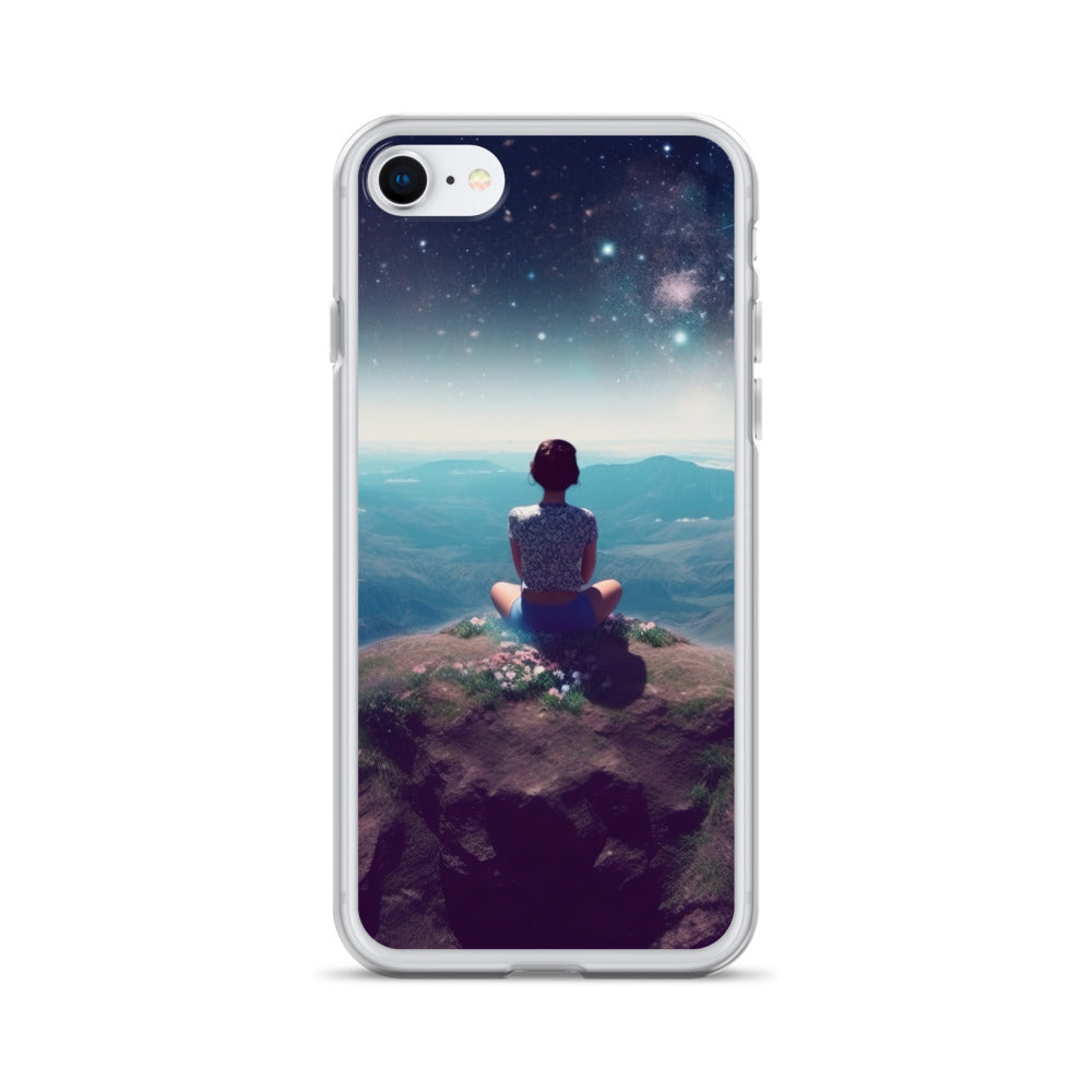 Frau sitzt auf Berg – Cosmos und Sterne im Hintergrund - Landschaftsmalerei - iPhone Schutzhülle (durchsichtig) berge xxx iPhone 7 8