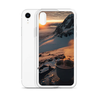 Heißer Kaffee auf einem schneebedeckten Berg - iPhone Schutzhülle (durchsichtig) berge xxx