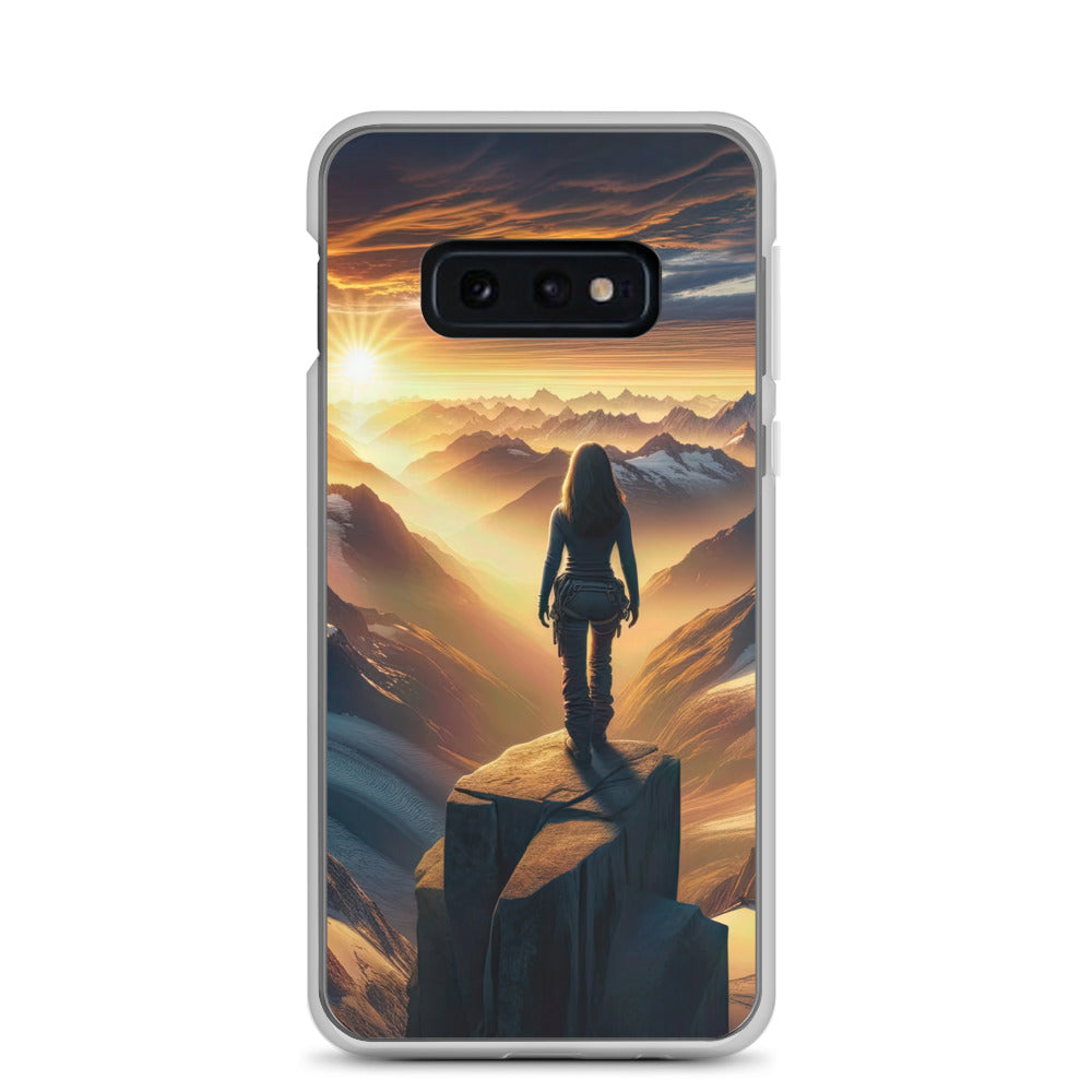 Fotorealistische Darstellung der Alpen bei Sonnenaufgang, Wanderin unter einem gold-purpurnen Himmel - Samsung Schutzhülle (durchsichtig) wandern xxx yyy zzz Samsung Galaxy S10e