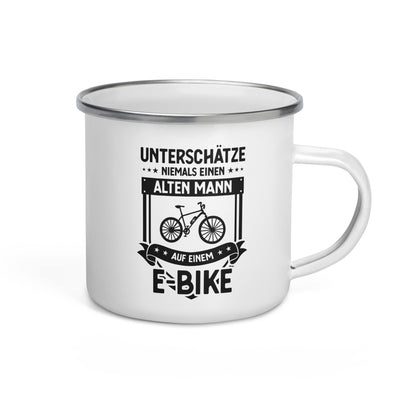 Unterschatze Niemals Einen Alten Mann Auf Einem E-Bike - Emaille Tasse e-bike Default Title