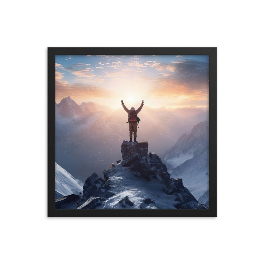 Mann auf der Spitze eines Berges - Landschaftsmalerei - Premium Poster mit Rahmen berge xxx Black 40.6 x 40.6 cm