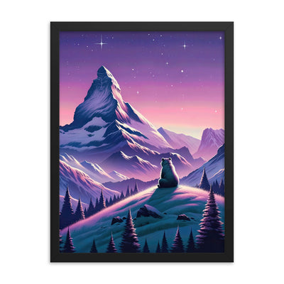 Bezaubernder Alpenabend mit Bär, lavendel-rosafarbener Himmel (AN) - Premium Poster mit Rahmen xxx yyy zzz 45.7 x 61 cm