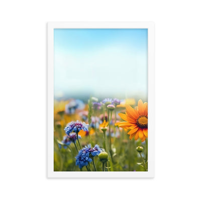 Foto von Blumen im Sonnenschein - Nahaufnahme - Premium Poster mit Rahmen camping xxx 30.5 x 45.7 cm