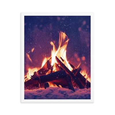 Lagerfeuer im Winter - Campingtrip Foto - Premium Poster mit Rahmen camping xxx 40.6 x 50.8 cm