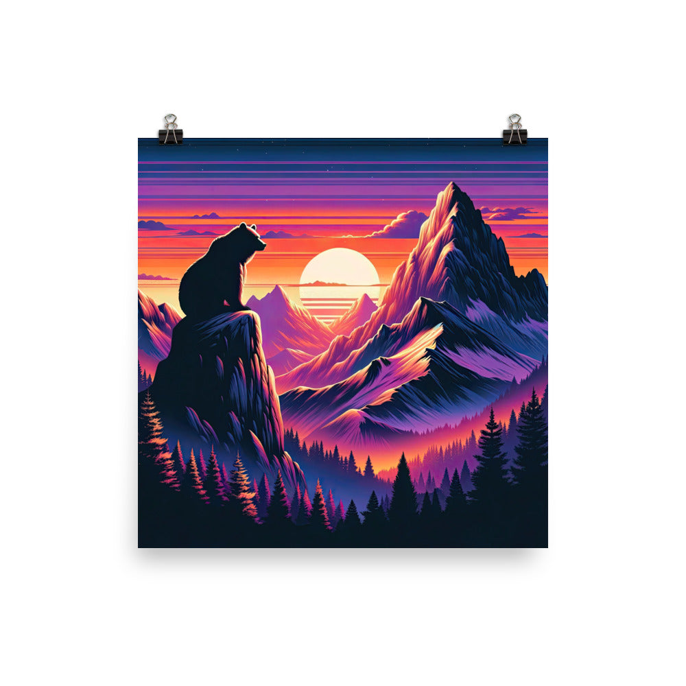 Alpen-Sonnenuntergang mit Bär auf Hügel, warmes Himmelsfarbenspiel - Poster camping xxx yyy zzz 25.4 x 25.4 cm