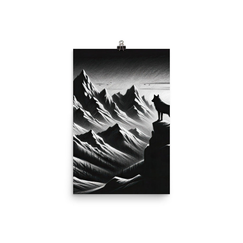 Kohlezeichnung, die die stille Stille der Alpen in der Winterdämmerung verkörpert. Wolf auf einem Berghügel (AN) - Enhanced Matte Paper xxx yyy zzz 30.5 x 45.7 cm