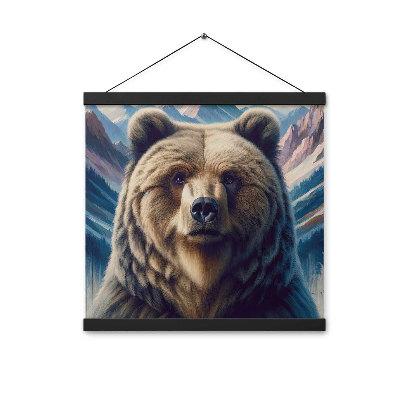 Foto eines Bären vor abstrakt gemalten Alpenbergen, Oberkörper im Fokus - Premium Poster mit Aufhängung camping xxx yyy zzz 40.6 x 40.6 cm