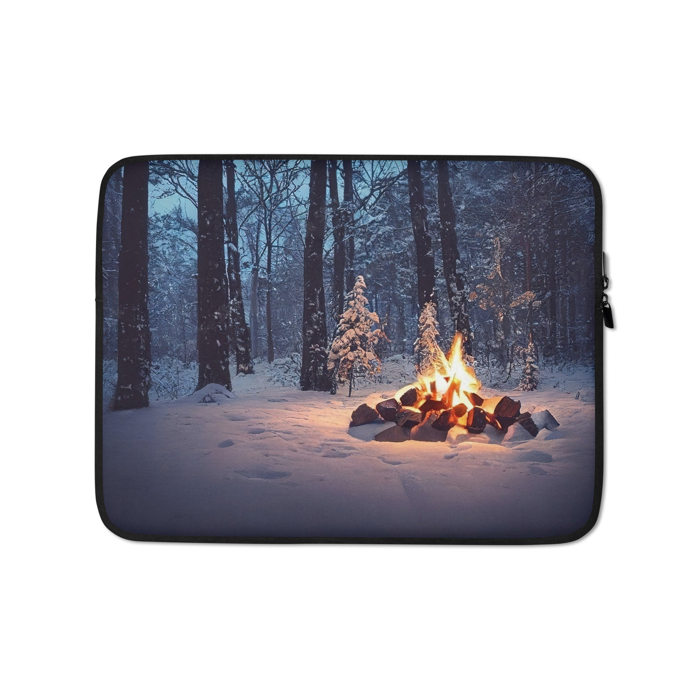 Lagerfeuer im Winter - Camping Foto - Laptophülle camping xxx 13″