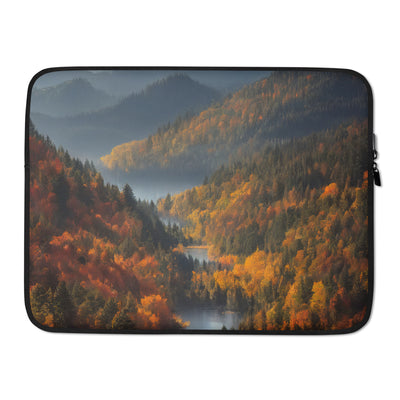 Berge, Wald und Nebel - Malerei - Laptophülle berge xxx 15″