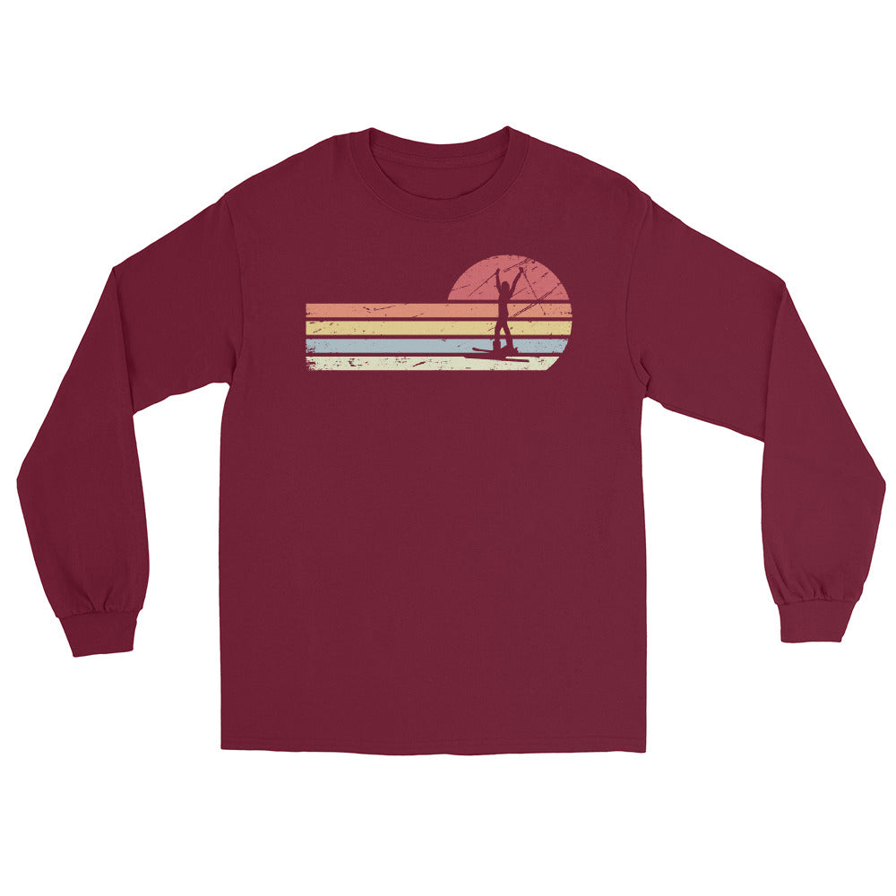 Sonne und Retro Linies - Frau Skifahren - - Men's Long Sleeve Shirt | Gildan 2400 klettern ski xxx yyy zzz Maroon