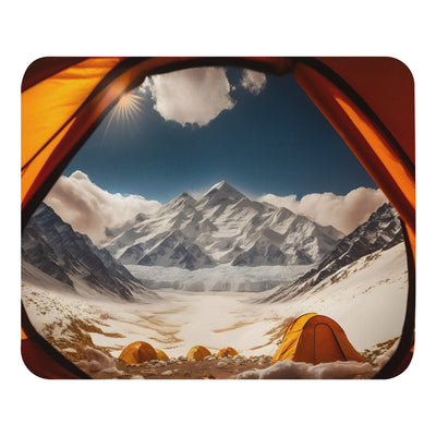 Foto aus dem Zelt - Berge und Zelte im Hintergrund - Tagesaufnahme - Mauspad camping xxx Default Title
