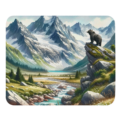 Aquarellmalerei eines Bären und der sommerlichen Alpenschönheit mit schneebedeckten Ketten - Mauspad camping xxx yyy zzz Default Title