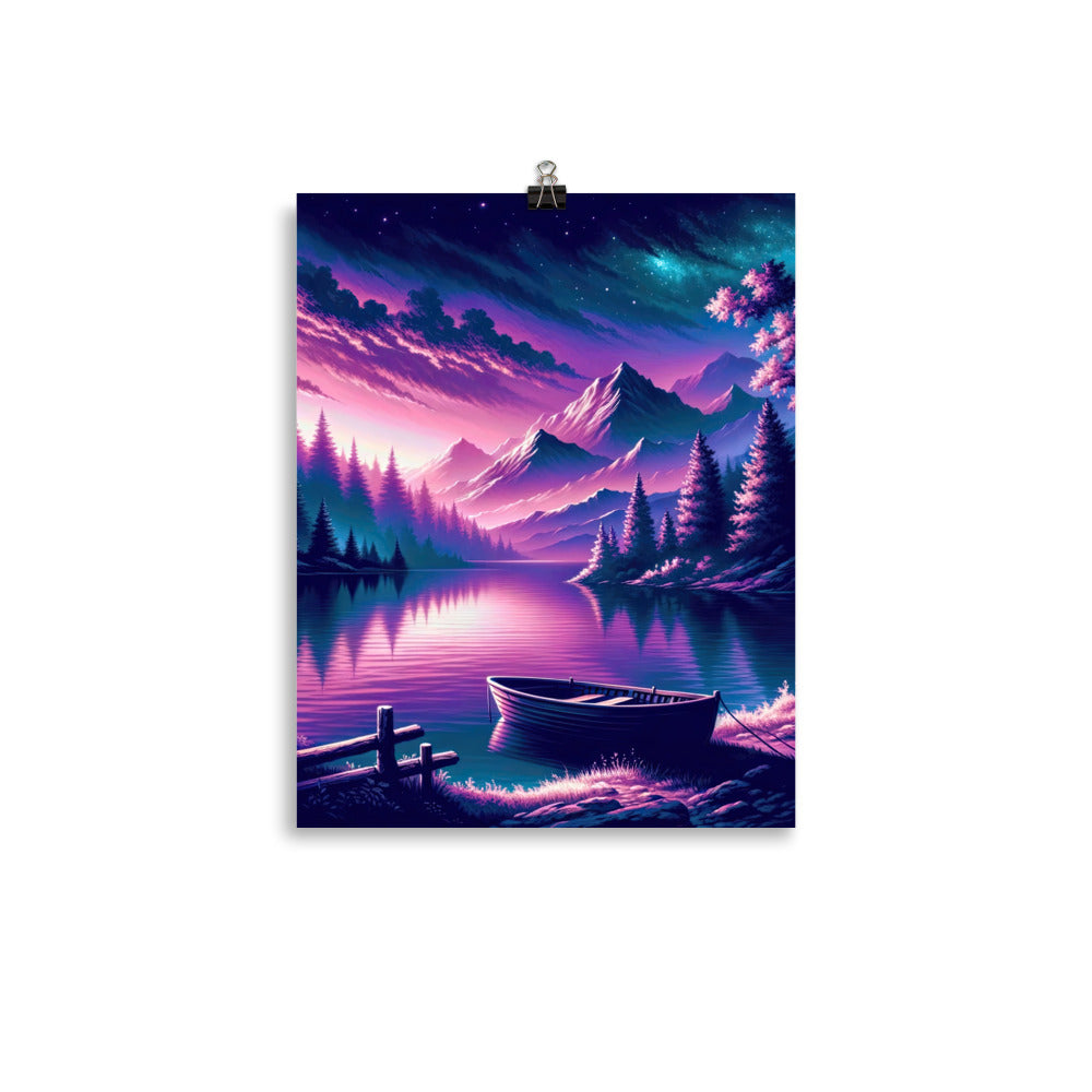 Magische Alpen-Dämmerung, rosa-lila Himmel und Bergsee mit Boot - Premium Poster (glänzend) berge xxx yyy zzz 27.9 x 35.6 cm