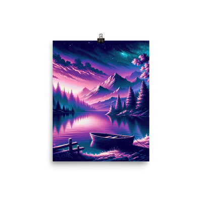 Magische Alpen-Dämmerung, rosa-lila Himmel und Bergsee mit Boot - Premium Poster (glänzend) berge xxx yyy zzz 20.3 x 25.4 cm