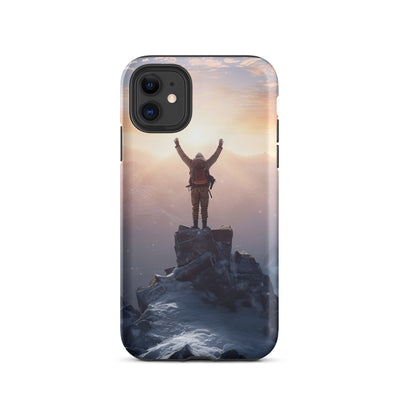 Mann auf der Spitze eines Berges - Landschaftsmalerei - iPhone Schutzhülle (robust) berge xxx iPhone 11