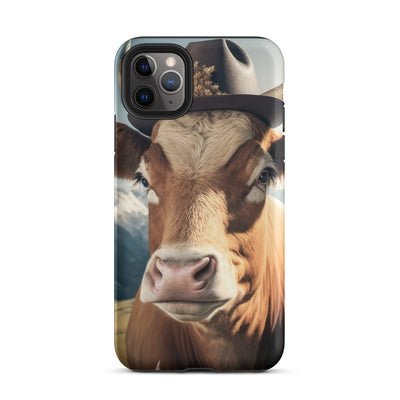 Kuh mit Hut in den Alpen - Berge im Hintergrund - Landschaftsmalerei - iPhone Schutzhülle (robust) berge xxx iPhone 11 Pro Max