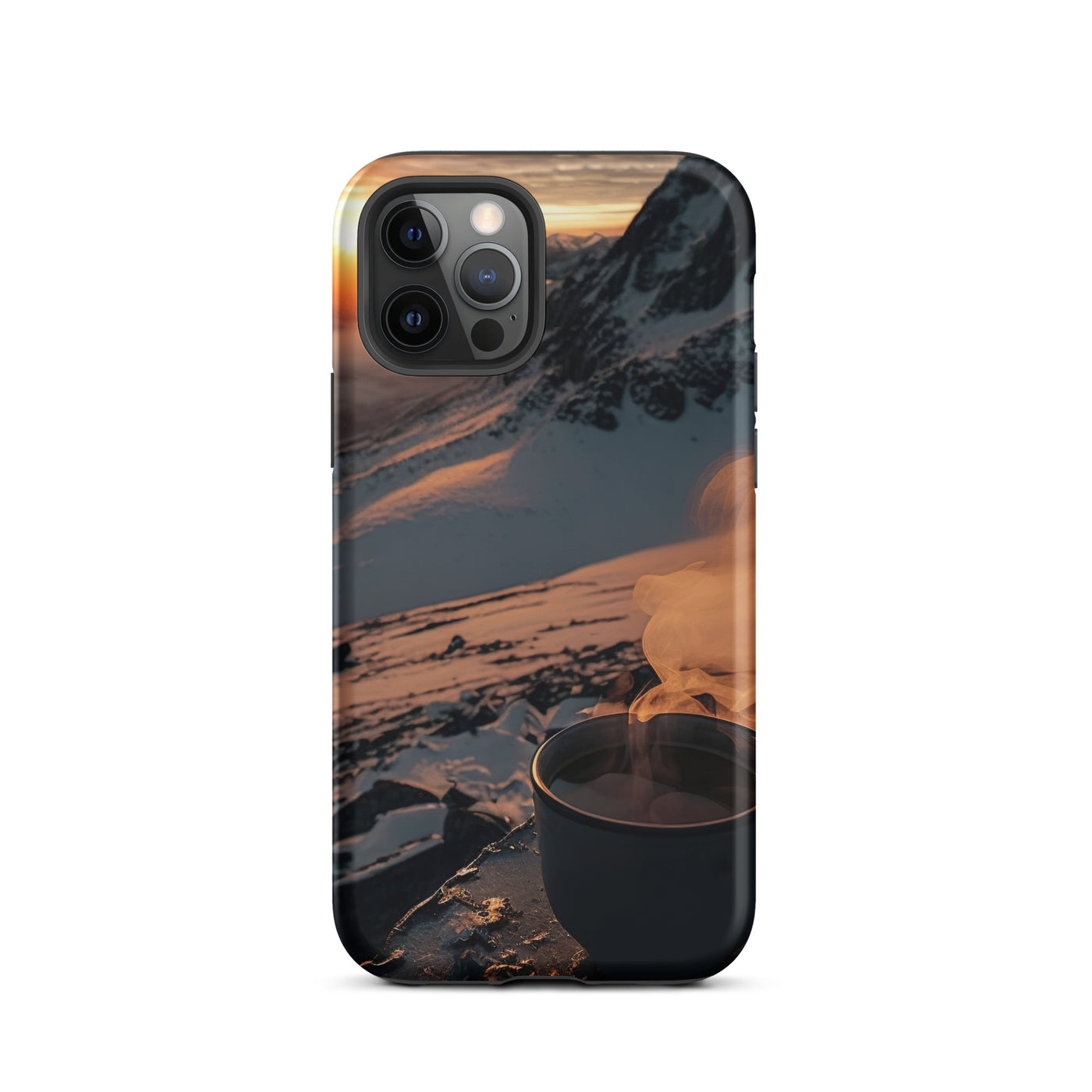 Heißer Kaffee auf einem schneebedeckten Berg - iPhone Schutzhülle (robust) berge xxx iPhone 12 Pro