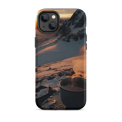 Heißer Kaffee auf einem schneebedeckten Berg - iPhone Schutzhülle (robust) berge xxx iPhone 14 Plus