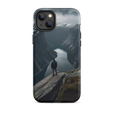 Mann auf Bergklippe - Norwegen - iPhone Schutzhülle (robust) berge xxx iPhone 14 Plus