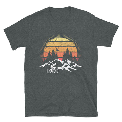 Radfahrer Und Sonne Vintage - T-Shirt (Unisex) fahrrad mountainbike Dark Heather