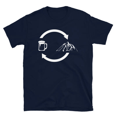 Bier, Pfeile Laden Und Berg - T-Shirt (Unisex) berge Navy
