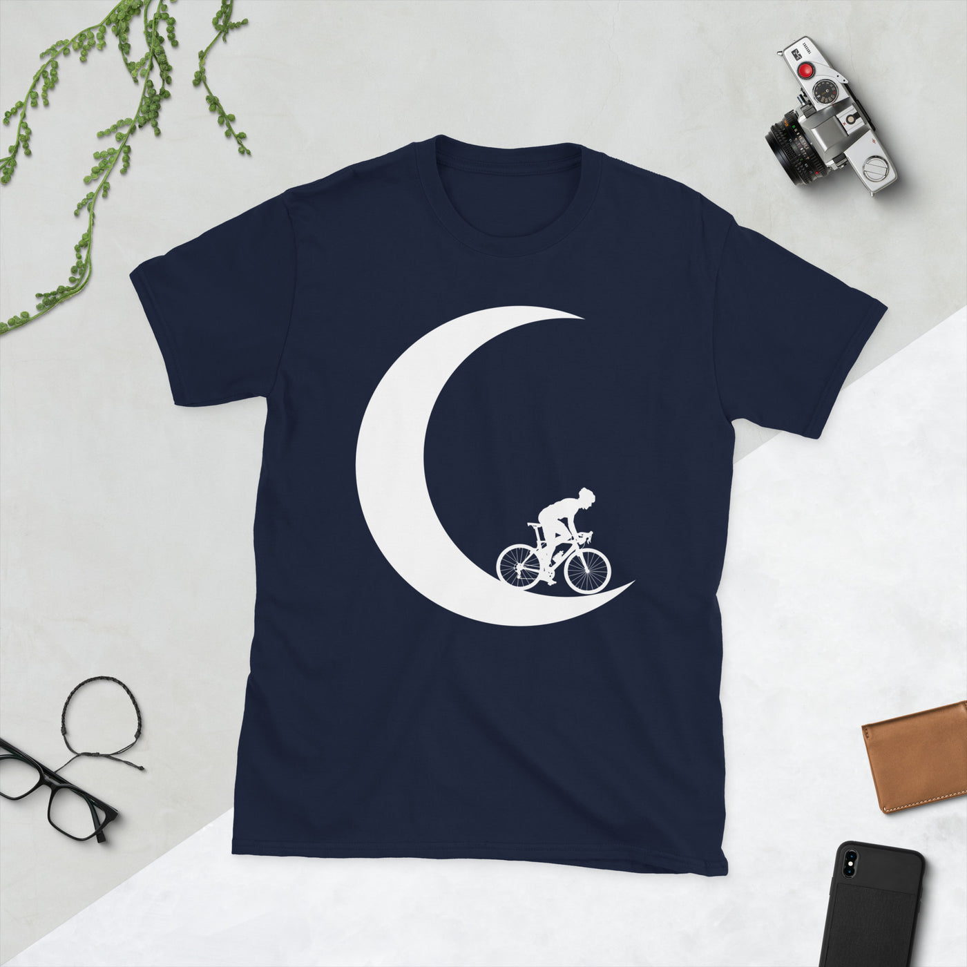 Halbmond - Mann Radfahrend - T-Shirt (Unisex) fahrrad Navy