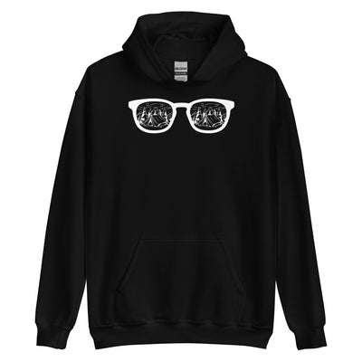 Sonnenbrille und Camping 1 - Unisex Hoodie camping xxx yyy zzz Black