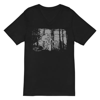 Mountainbiken im Wald - (M) - Herren V-Neck Shirt xxx yyy zzz 2XL