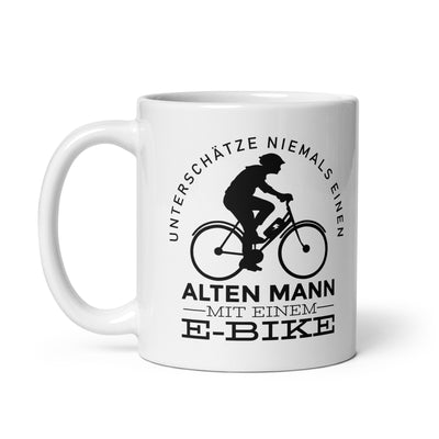 Alter Mann Mit Einem E-Bike - Tasse e-bike 11oz