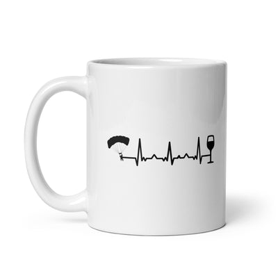 Heartbeat Wine And Paragliding - Tasse berge 11oz