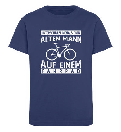 Alter Mann auf einem Fahrrad - Kinder Premium Organic T-Shirt fahrrad Navyblau
